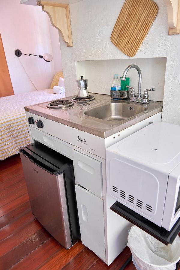 Migue'S Tiny Miami Alcove Apartment Bagian luar foto